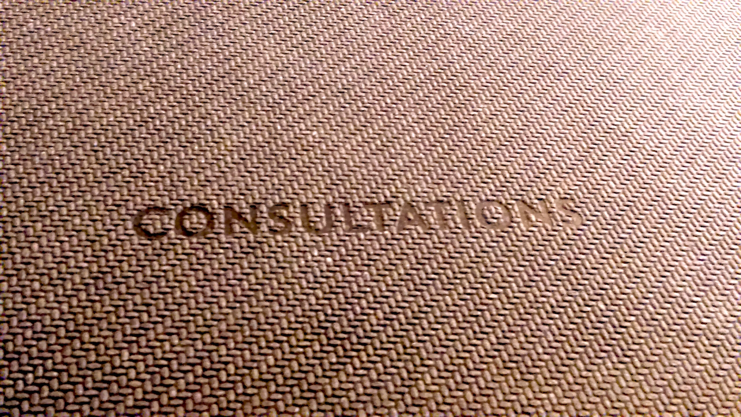 Consultation avec un chirurgien plasticien